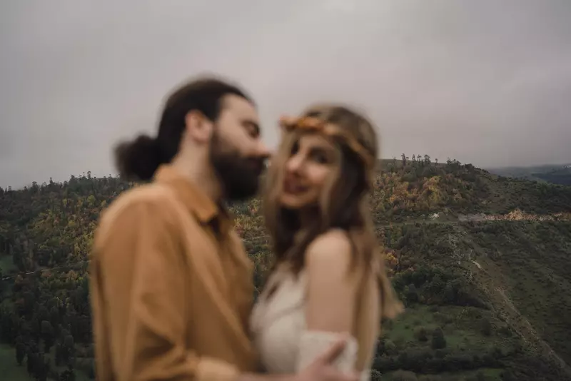 نمونه کار از بهزاد, ایازلو