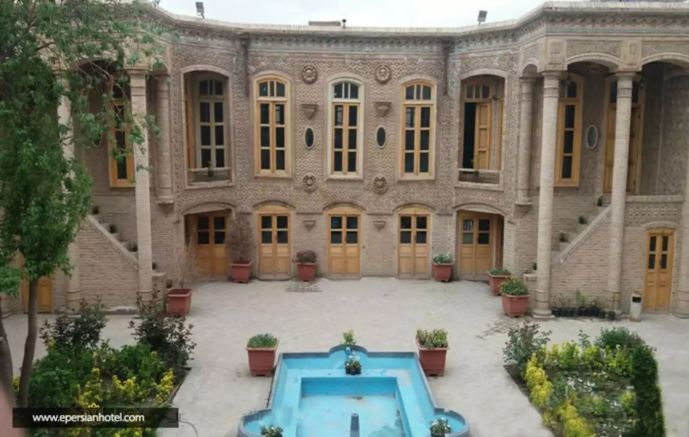 عکس خانه توکلی